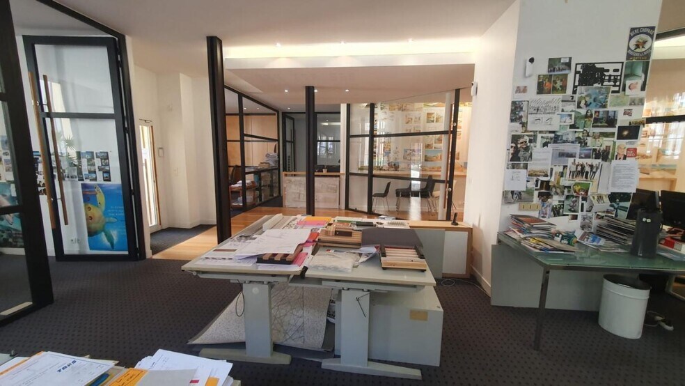 Office in Versailles for sale - Interior Photo - Image 2 of 10