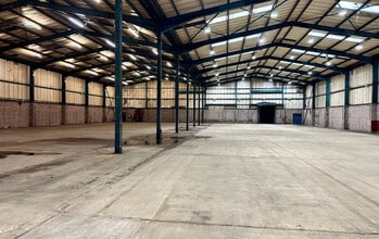 303 Ninian Rd, Airdrie to rent Interior Photo- Image 1 of 1