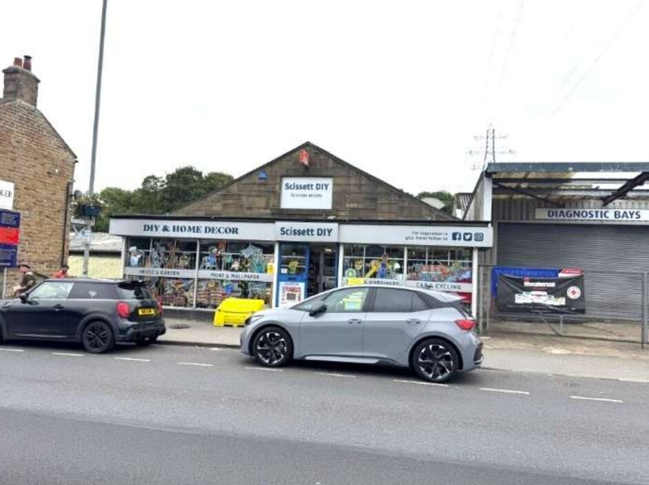 141 Wakefield Rd, Scissett for sale Primary Photo- Image 1 of 2