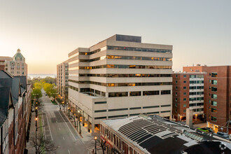 500 Davis St, Evanston, IL for rent Building Photo- Image 1 of 14