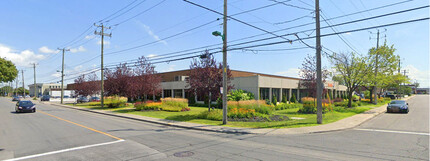 8191 Ch Montview, Mt Royal, QC for rent Building Photo- Image 1 of 2