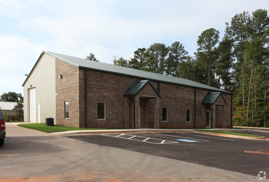 318 Corporate Pky, Macon-Bibb, GA for rent - Primary Photo - Image 1 of 3