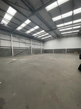 Cray Ave, Orpington to rent Interior Photo- Image 1 of 2