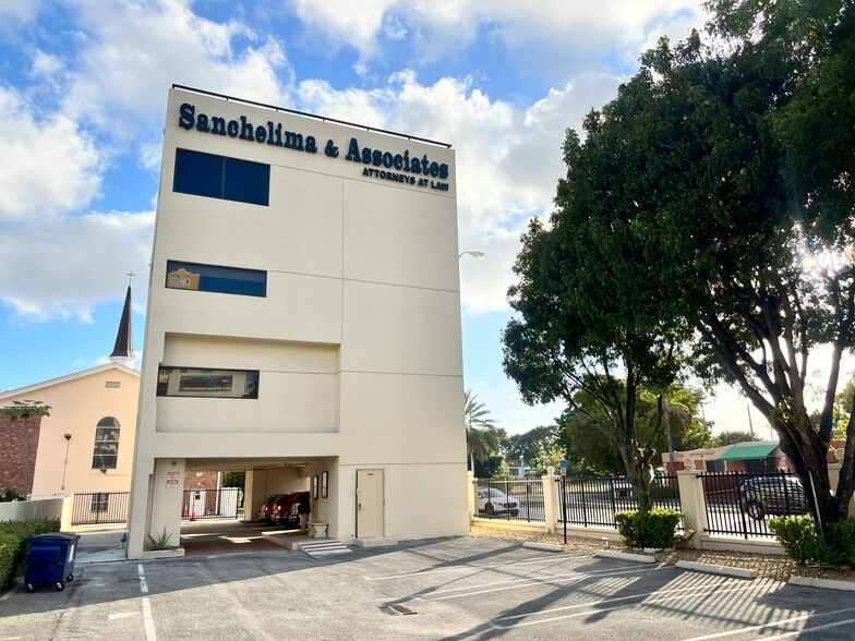 235 S Lejeune Rd, Miami, FL for sale - Building Photo - Image 1 of 1