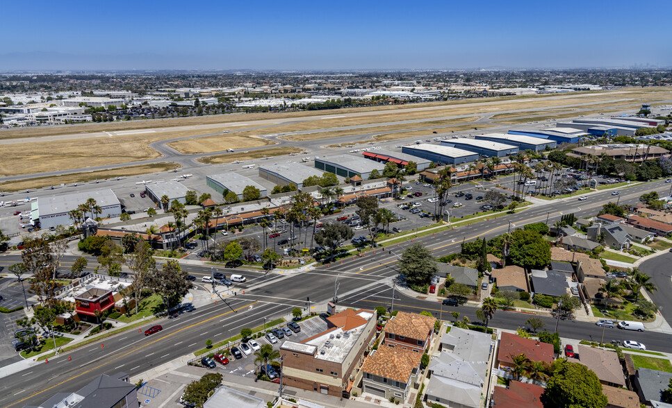 3525 E Pacific Coast Hwy, Torrance, CA for rent - Building Photo - Image 2 of 9