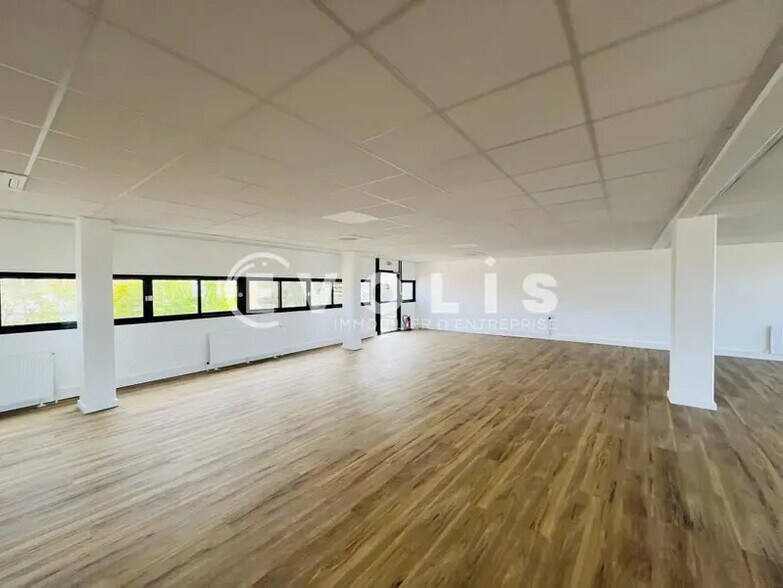 Office in Champigny-sur-Marne to rent - Interior Photo - Image 2 of 14