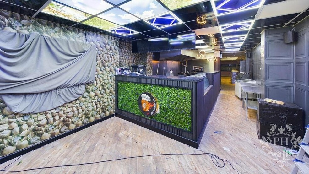 131 High St, Redcar for sale - Interior Photo - Image 3 of 18