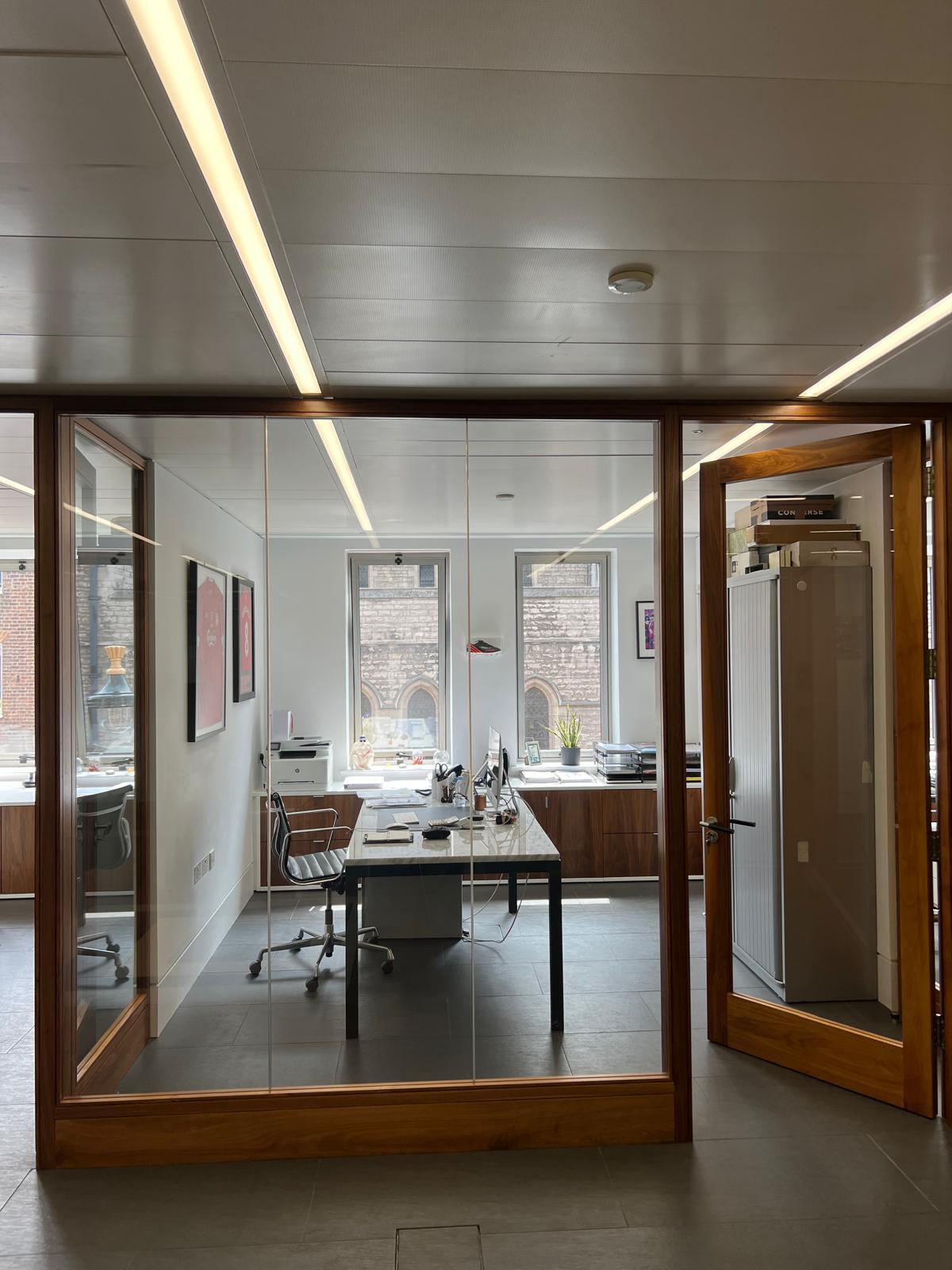 10-12 Blandford St, London to rent Interior Photo- Image 1 of 12