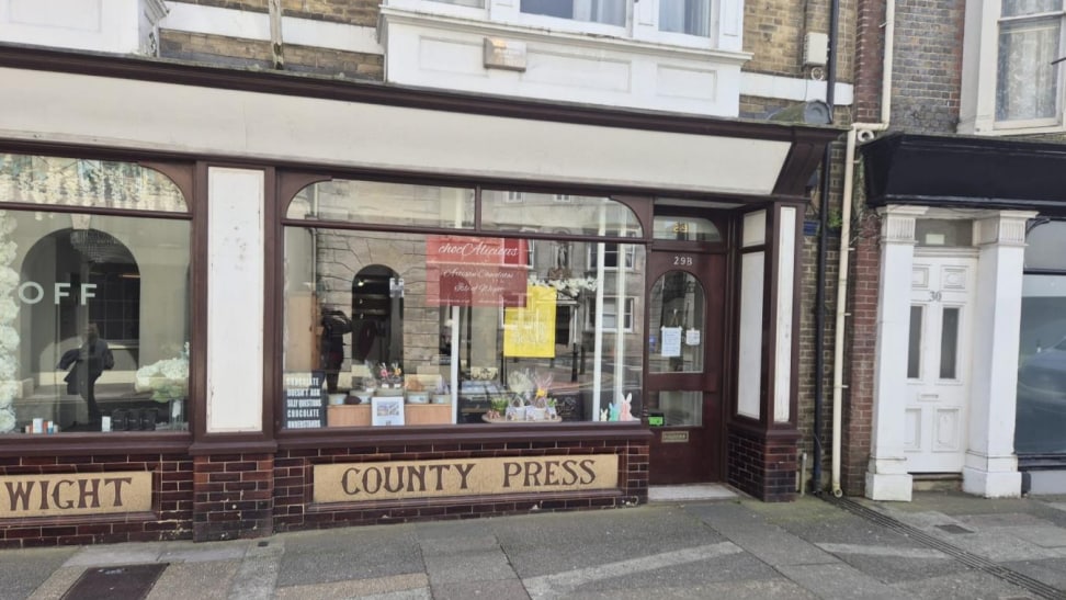 29-29A High St, Newport to rent - Building Photo - Image 1 of 1