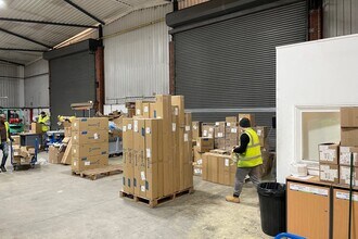 Kennetside, Newbury to rent Interior Photo- Image 2 of 5