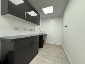 41 Broadwater St W, Worthing to rent Interior Photo- Image 2 of 2