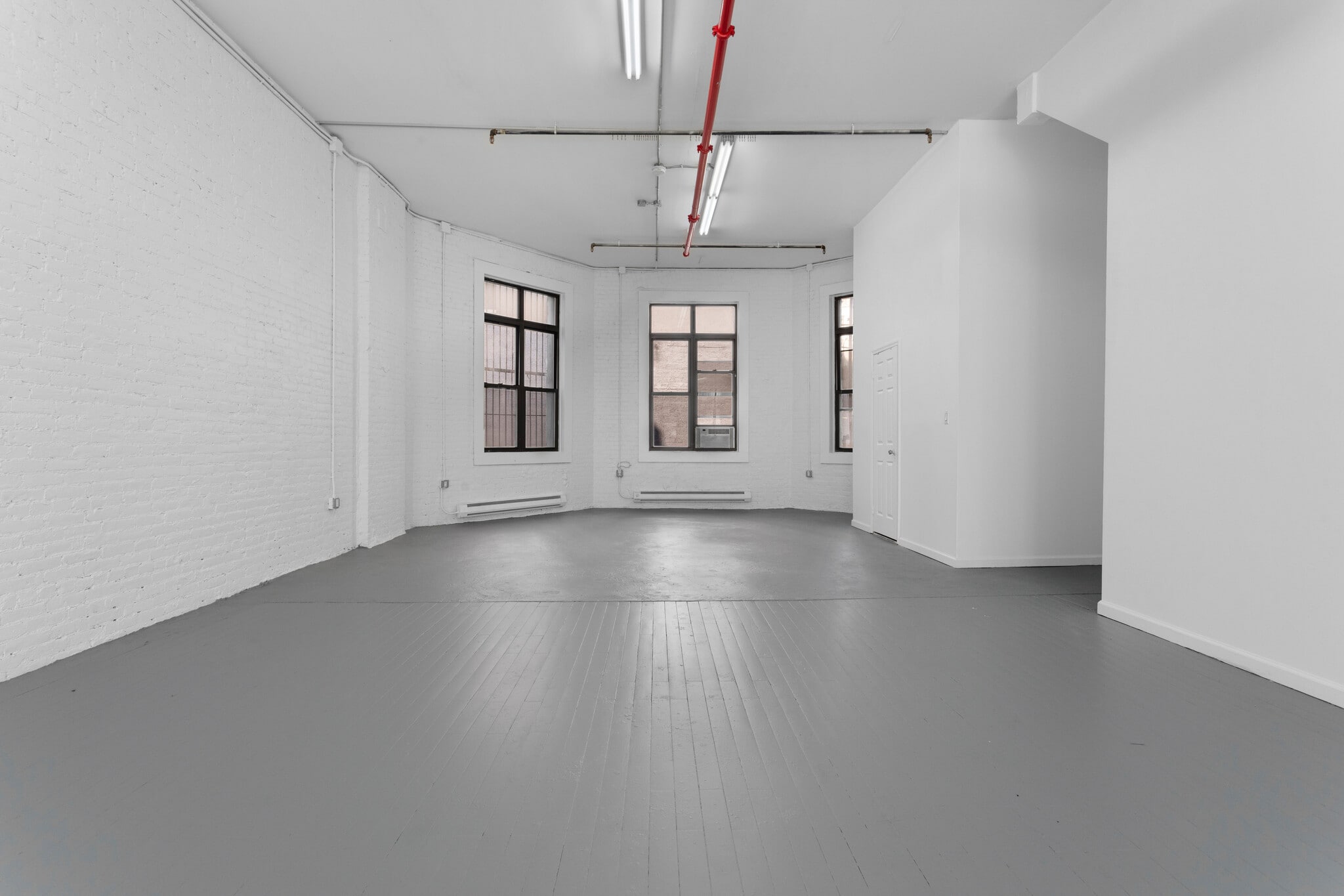 255A Canal St, New York, NY to rent Interior Photo- Image 1 of 5