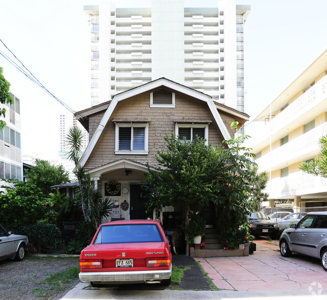 2441 Tusitala St, Honolulu, HI for sale - Building Photo - Image 2 of 3