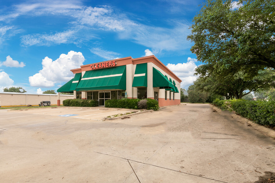 6321 S Cooper St, Arlington, TX for sale - Building Photo - Image 2 of 7