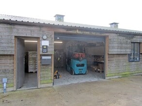 Curtains Hl, Hadlow Down to rent Building Photo- Image 1 of 2