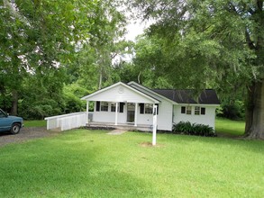 106 N Pine St, Summerville, SC for sale Primary Photo- Image 1 of 1