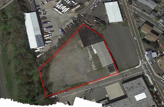 1 Industrial Plz, Paterson, NJ - aerial  map view