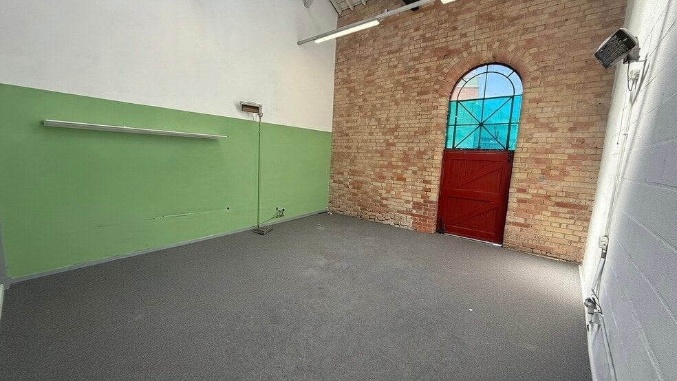 Clarke St, Derby to rent - Building Photo - Image 3 of 33