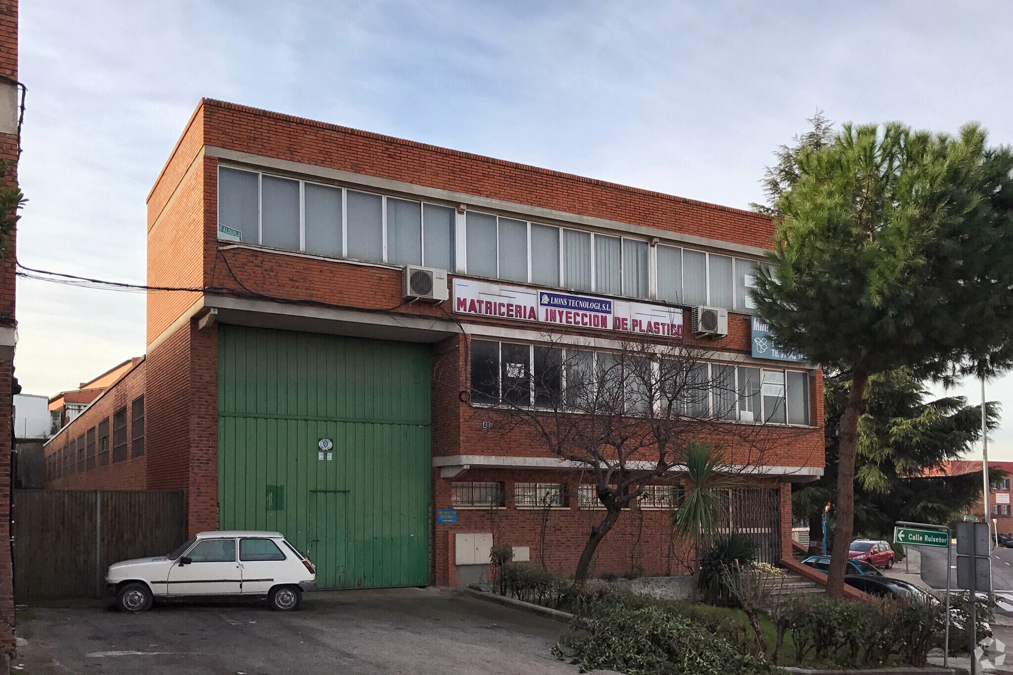 Calle Ruiseñor, 4, Fuenlabrada, Madrid to rent Building Photo- Image 1 of 3
