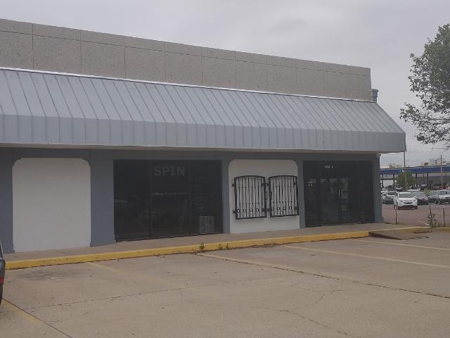 502 NW Sheridan Rd, Lawton, OK for rent - Building Photo - Image 2 of 4