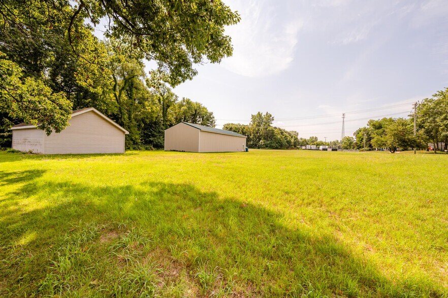 8273 Red Arrow Hwy, Bridgman 49106 Industrial for Sale UK