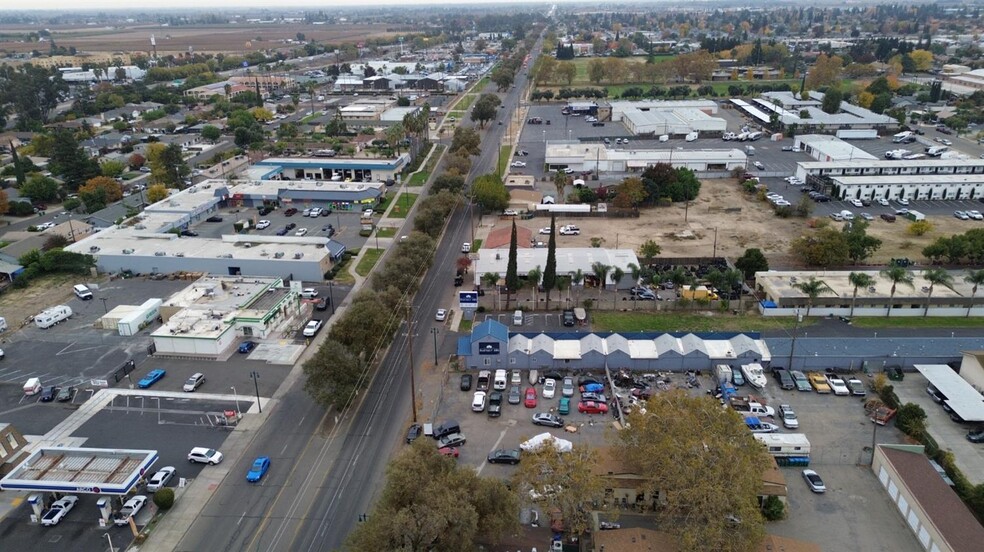 901 S Cherokee Ln, Lodi, CA for sale - Building Photo - Image 3 of 5