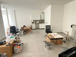 Office in Paris to rent Interior Photo- Image 2 of 6