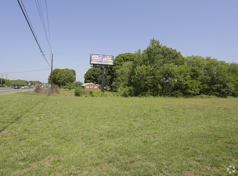 1 W Roosevelt Blvd, Monroe 28110 UK