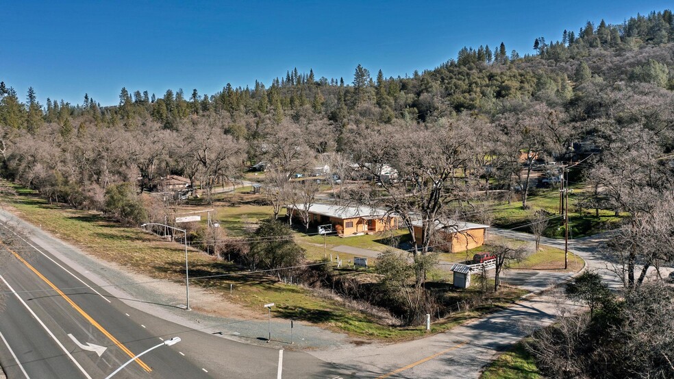 19226 Cherry Creek Rd, Grass Valley, CA for sale - Primary Photo - Image 1 of 1