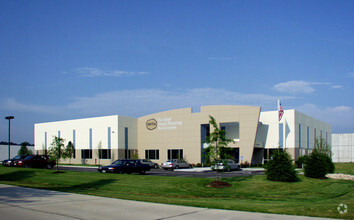 111 Chesterfield Industrial Blvd, Chesterfield, MO for sale Building Photo- Image 1 of 1