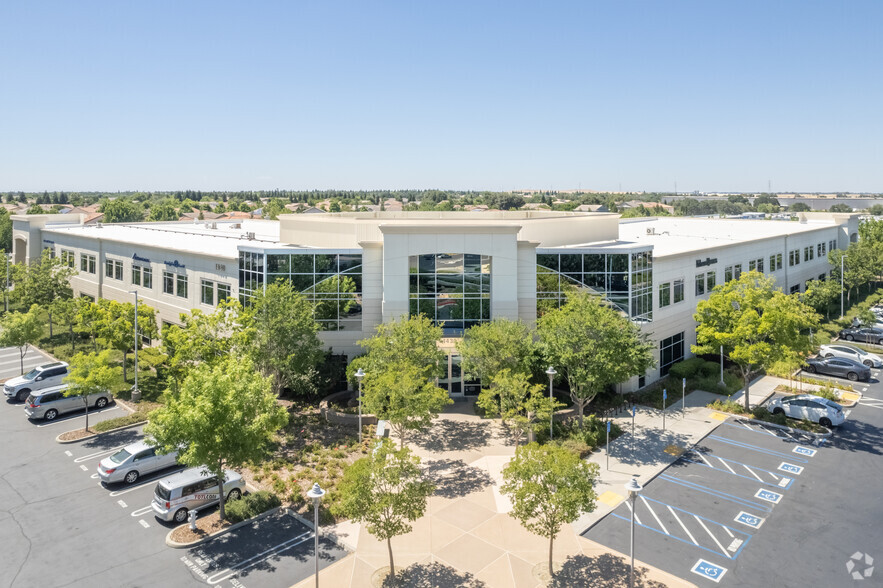 1430 Blue Oaks Blvd, Roseville, CA for rent - Building Photo - Image 3 of 7