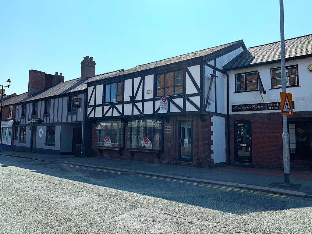 13-15 Chester St, Mold to rent Primary Photo- Image 1 of 2