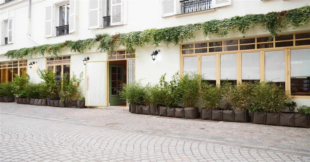 Location Commerce 145 m² - Photo 1
