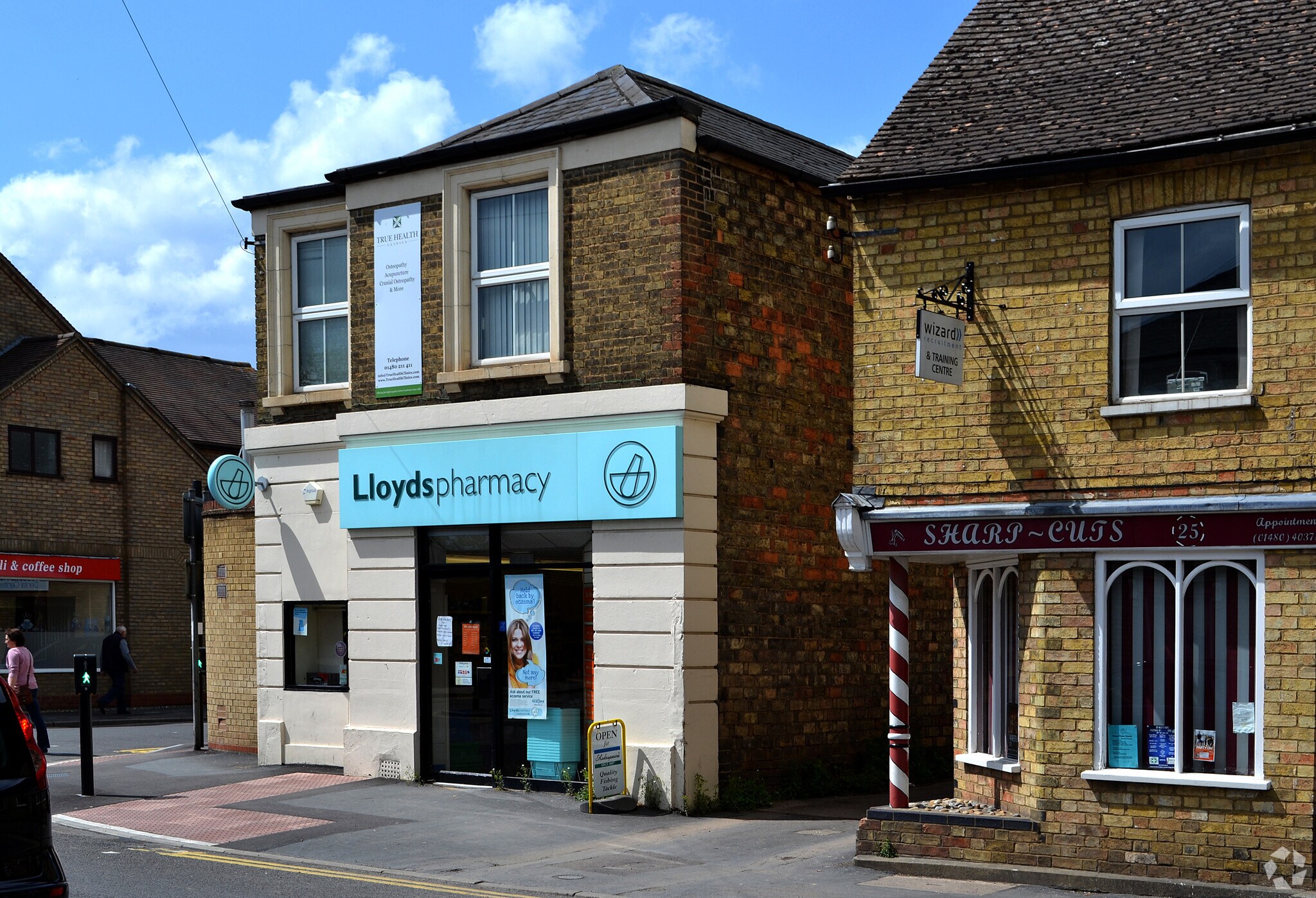 23 Huntingdon St, St Neots for sale Primary Photo- Image 1 of 1