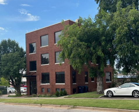 309 NW 9th St, Oklahoma City, OK for rent - Building Photo - Image 1 of 2