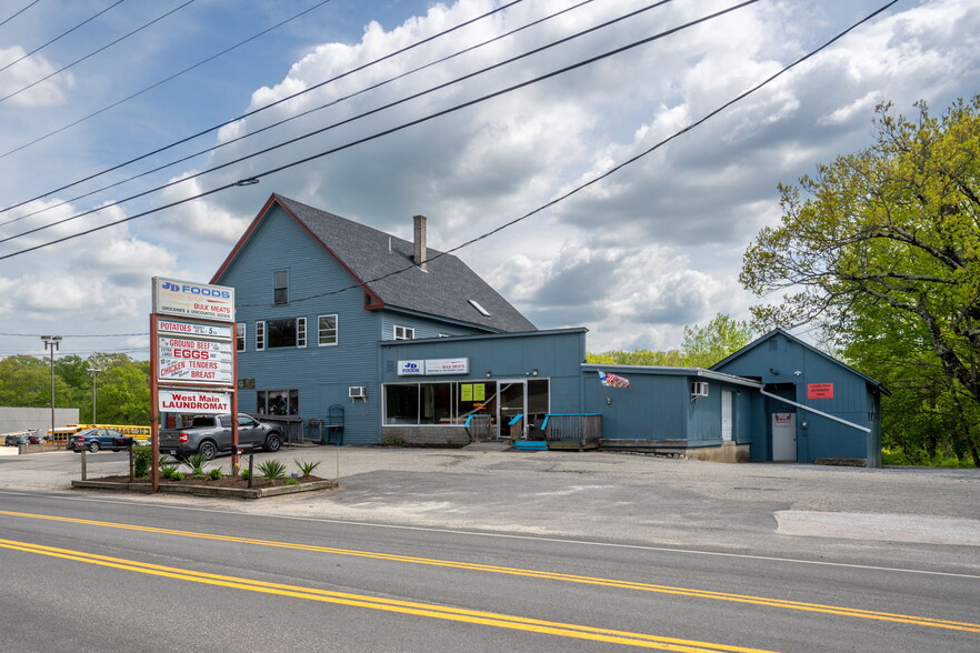 188 W Main St, Hillsborough, NH for rent - Building Photo - Image 2 of 7