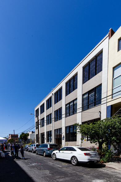 744 Alabama St, San Francisco, CA for rent - Building Photo - Image 1 of 2