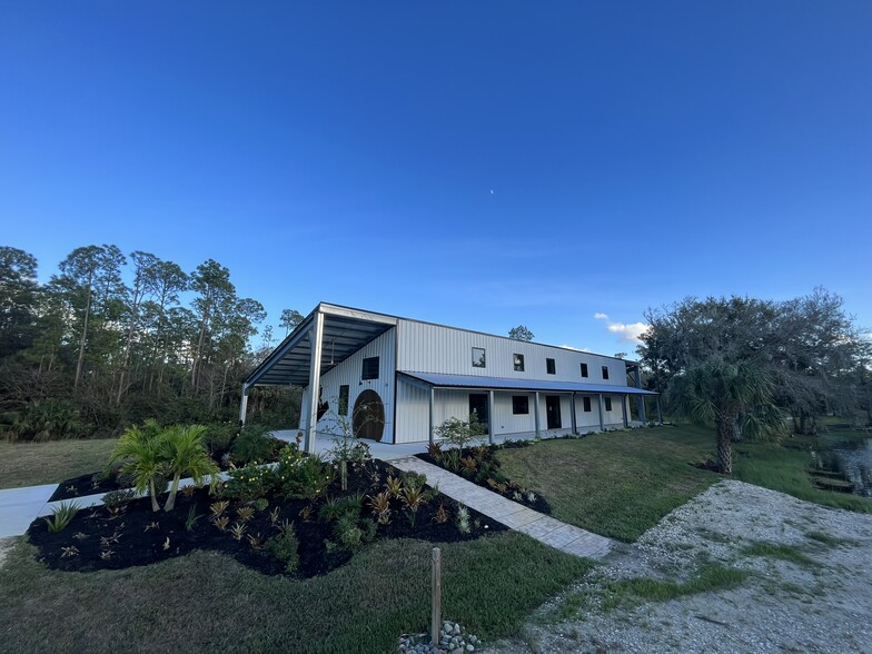 20948 Corkscrew Rd, Estero, FL for sale - Building Photo - Image 3 of 49