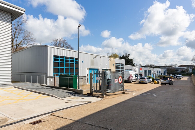 More details for Cramptons Rd, Sevenoaks - Industrial to Rent