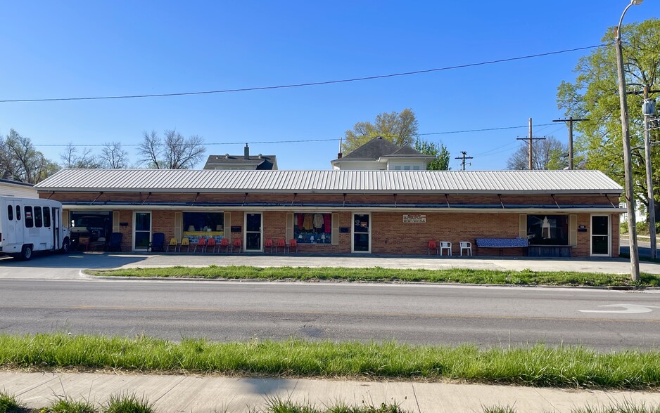 400 E 9th St, Trenton, MO for sale - Primary Photo - Image 1 of 1