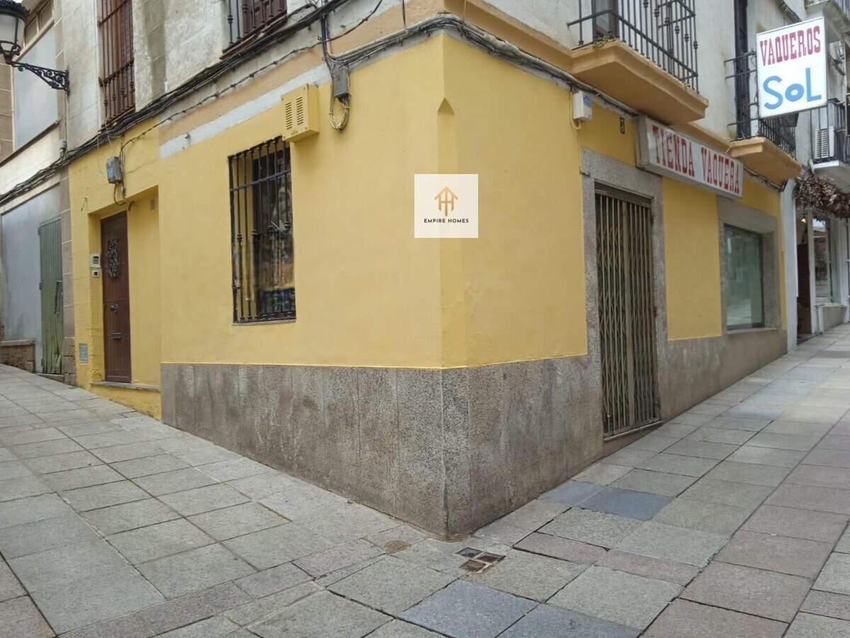 Cáceres, CAC 10003 - - - Interior Photo - Image 1 of 1