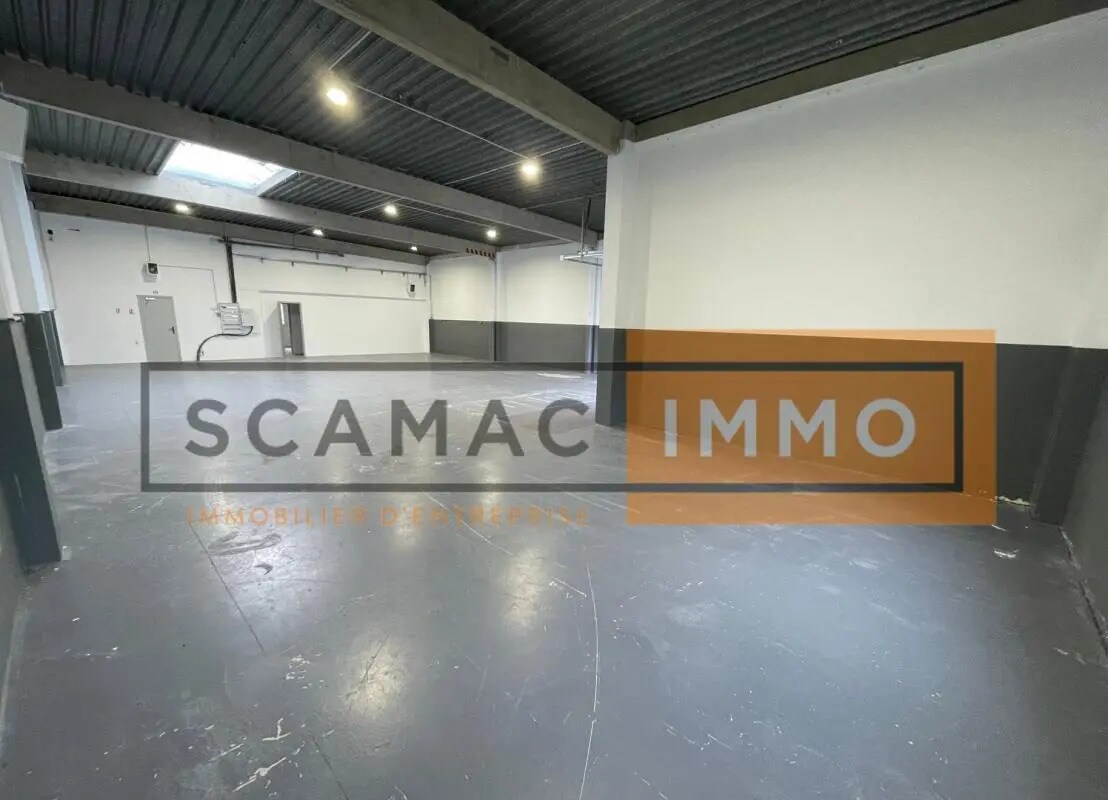 Industrial in Lognes to rent Building Photo- Image 1 of 11