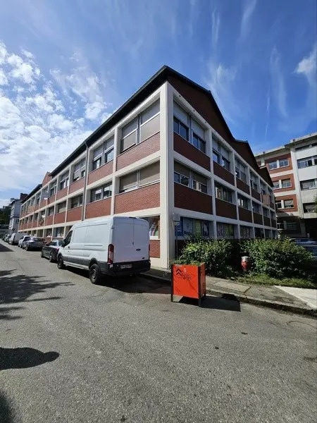 Vente Bureaux 47 m² - Photo 1