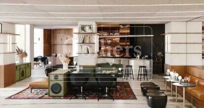 Office in Marseille to rent Building Photo- Image 1 of 4