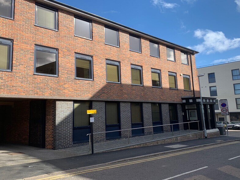 30-33 Townfield St, Chelmsford for sale - Building Photo - Image 1 of 1