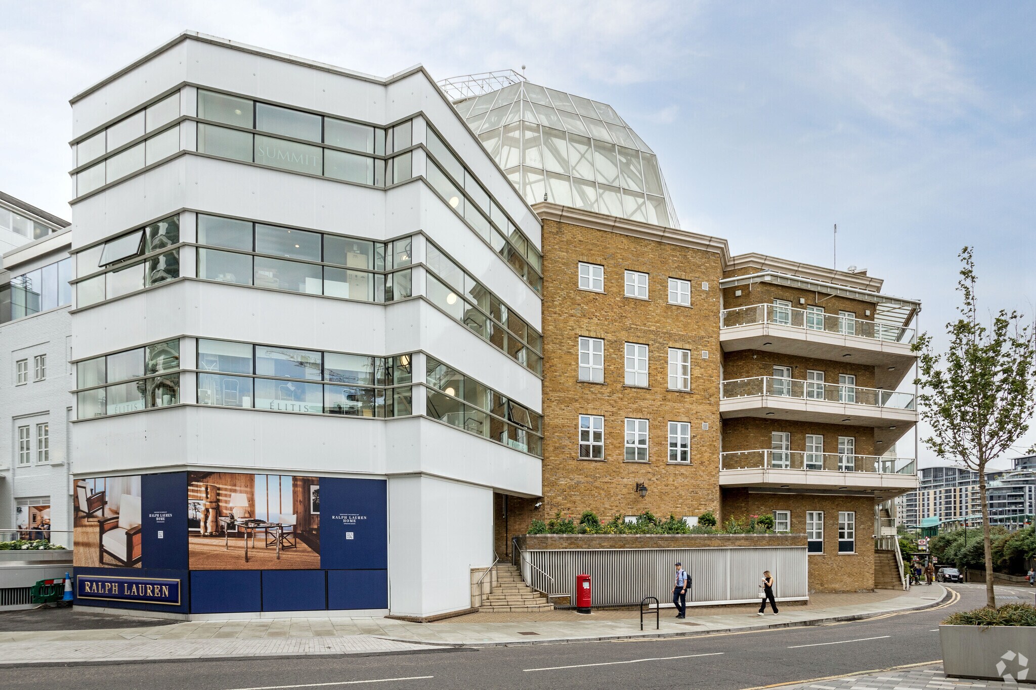 Chelsea Harbour, London for sale Primary Photo- Image 1 of 1