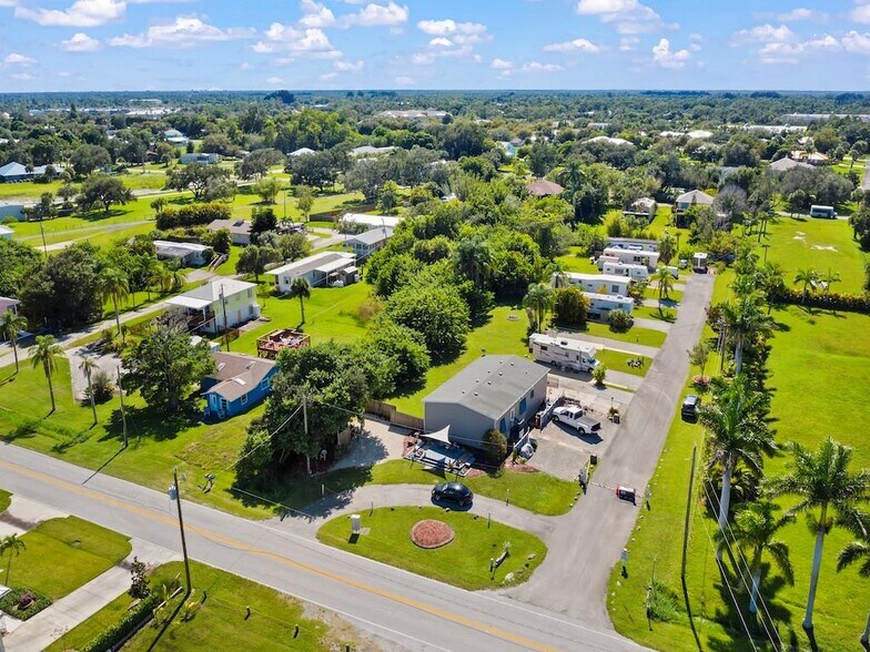 13395 N Indian River Dr, Sebastian 32958 UK