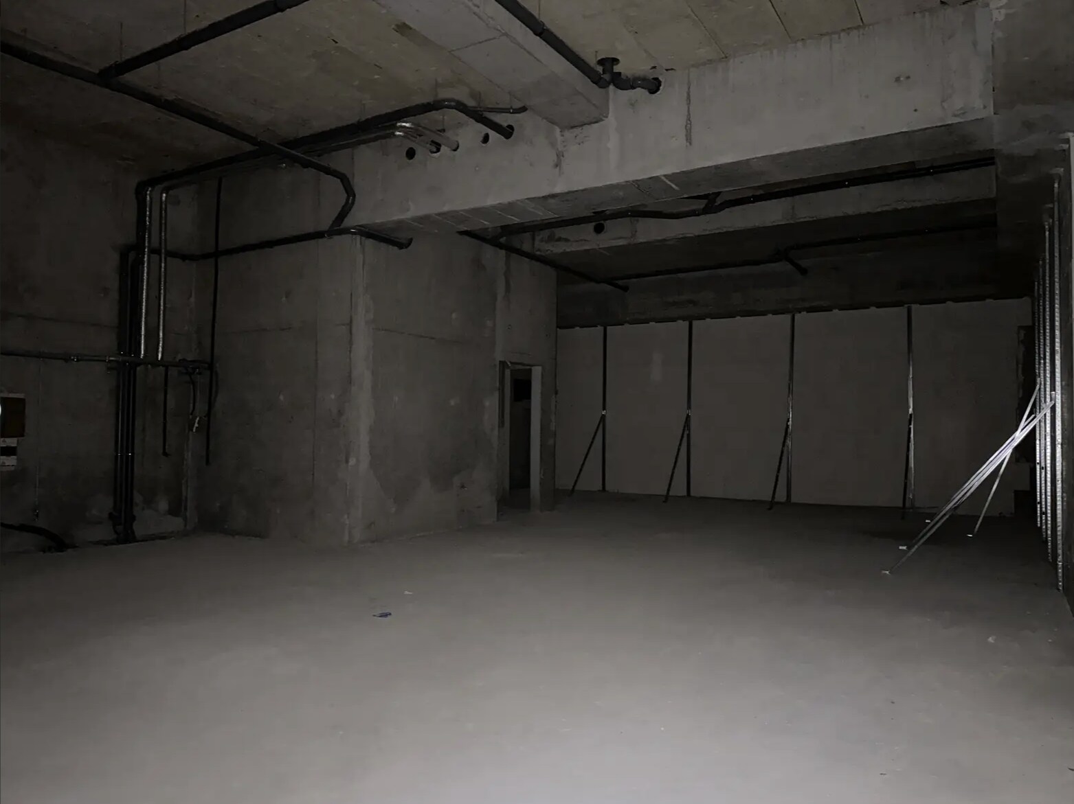 2 Rue Benoîte Groult, Bondy to rent Interior Photo- Image 1 of 5