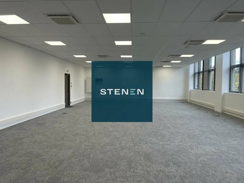 Office in Marseille to rent - Interior Photo - Image 2 of 4
