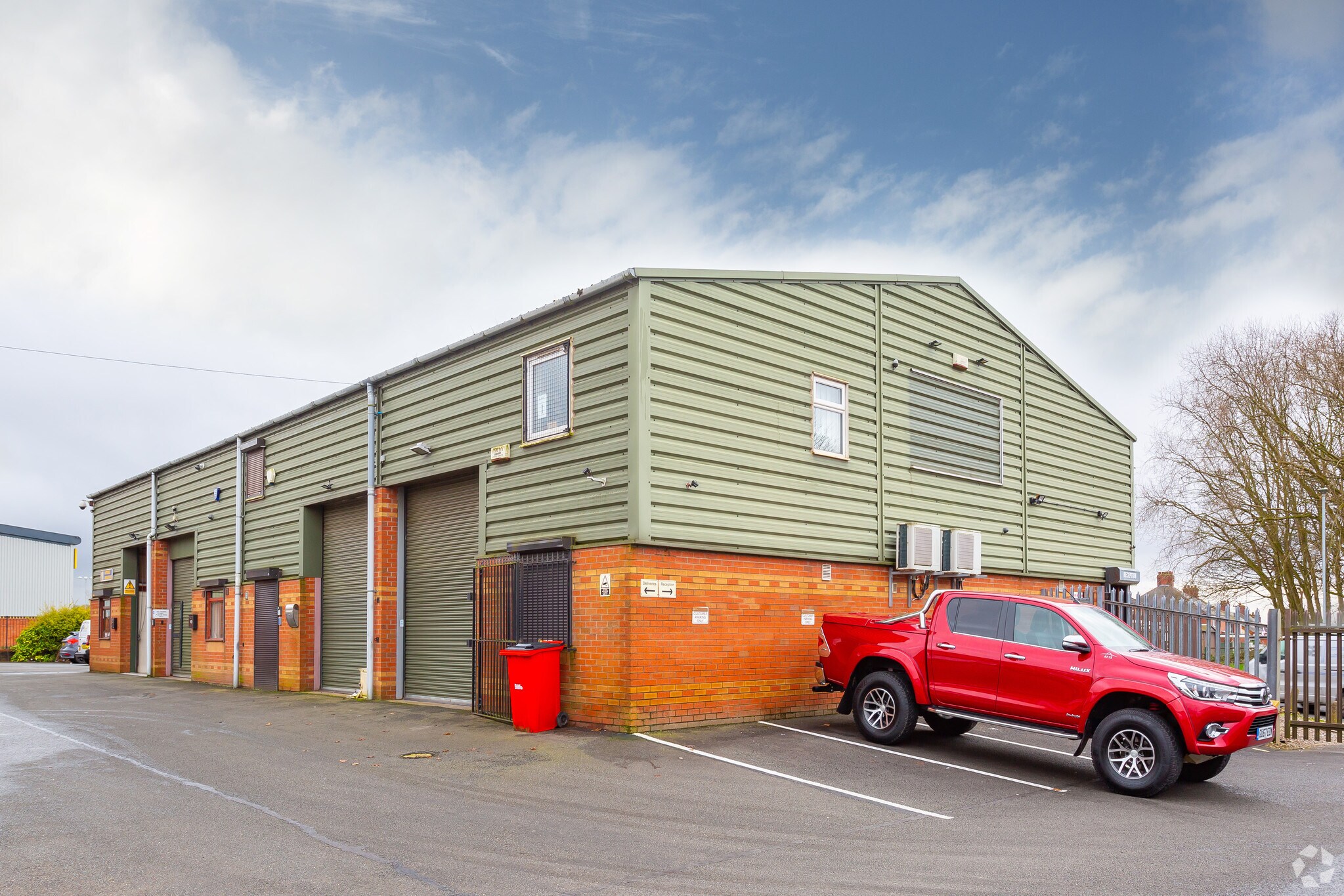 Canal Ln, Stoke On Trent for sale Primary Photo- Image 1 of 1